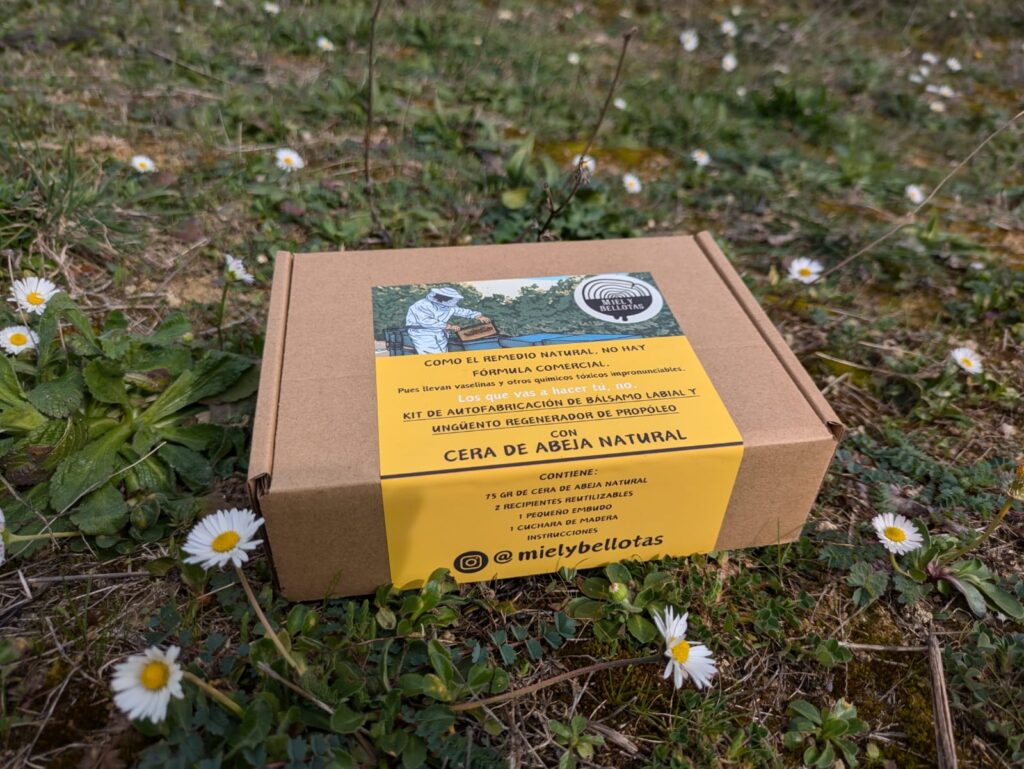KIT COSMÉTICA CAJA